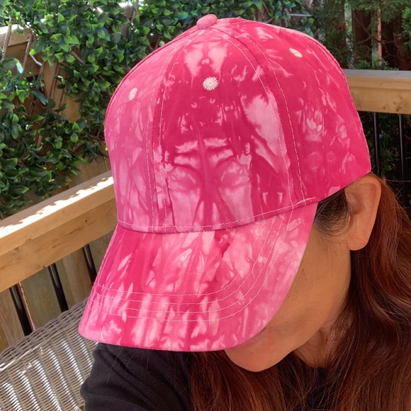 Brand New Tie Dye baseball cap, Fuschia, velcro strap - Picture 7 of 8